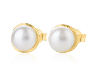 18ct Gold Vermeil Pearl Studs
