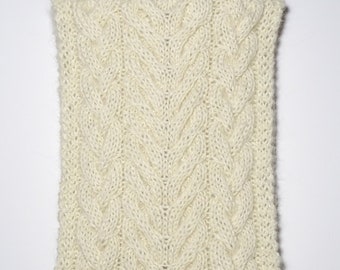 Infinity cable scarf knitting pattern
