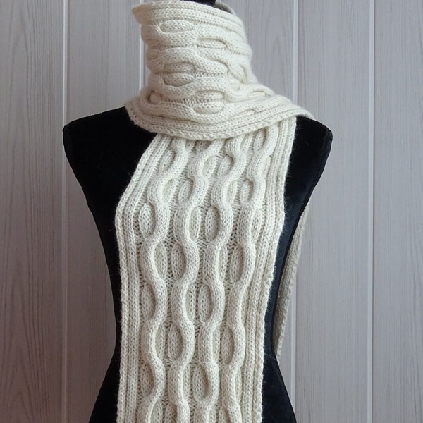 Easy cable knit scarf pattern