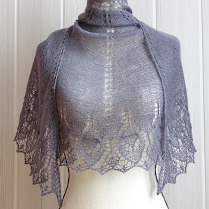 Knit shawl pattern : Cordélia lace shawl knitting pattern