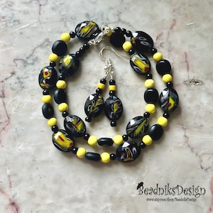 Black Swirl Necklace and Earring Set
