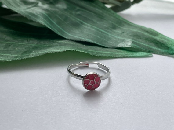 Bague petite fille sale