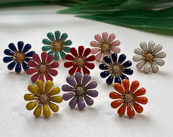 Daisy Flower Lapel Pin, Flower Dress Pin, Pink flower Lapel Pin, Tie pin accessories, lapel Pin