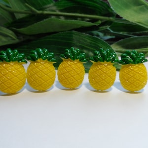 Pineapple Push Pins, Novelty Push pins, Decorative Push Pins, Novelty Push Pins, Teacher Gifts