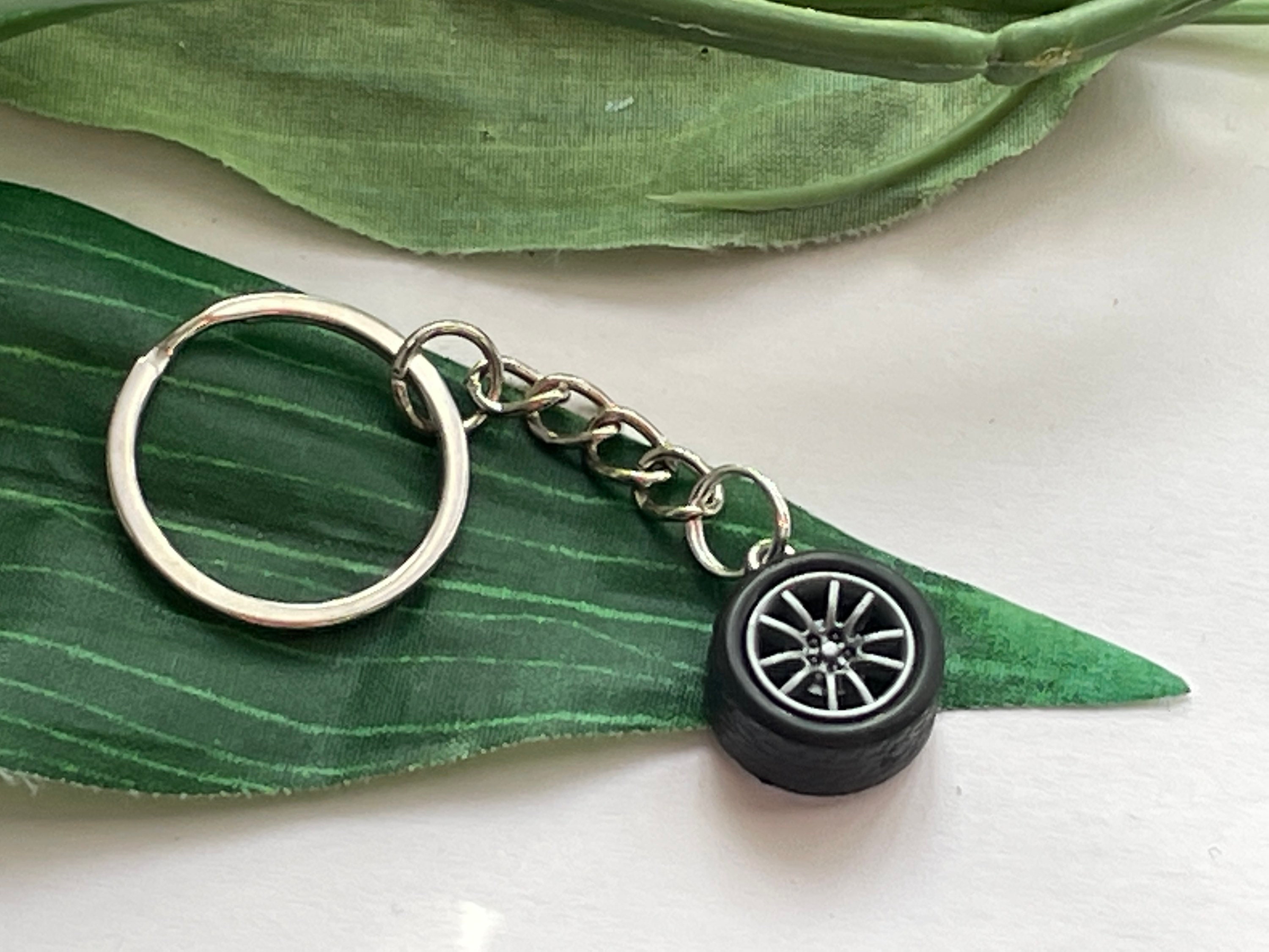 Guys Car Keychain -  UK