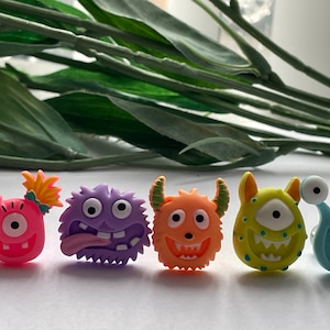 Monster Pins, Novelty Push pins, Decorative Push Pins, Novelty Push Pins, Teacher Gifts, Monster Push pins, Thumbtacks