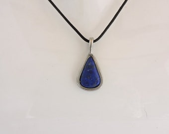 Necklace for men or women in Lapis lazuli, natural stone jewelry.