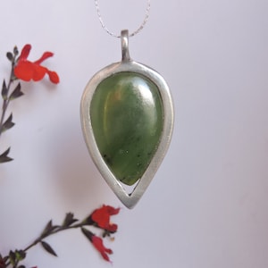 Necklace with jade pendant jewelry fine stone, natural stone, real stone,jade, boho jewelry, lucky charm,artisanal