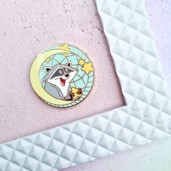 Pins " Sweet Dreams " Meeko inspiré de l'univers Disney Pocahontas