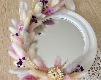 Miroir avec fleurs séchées