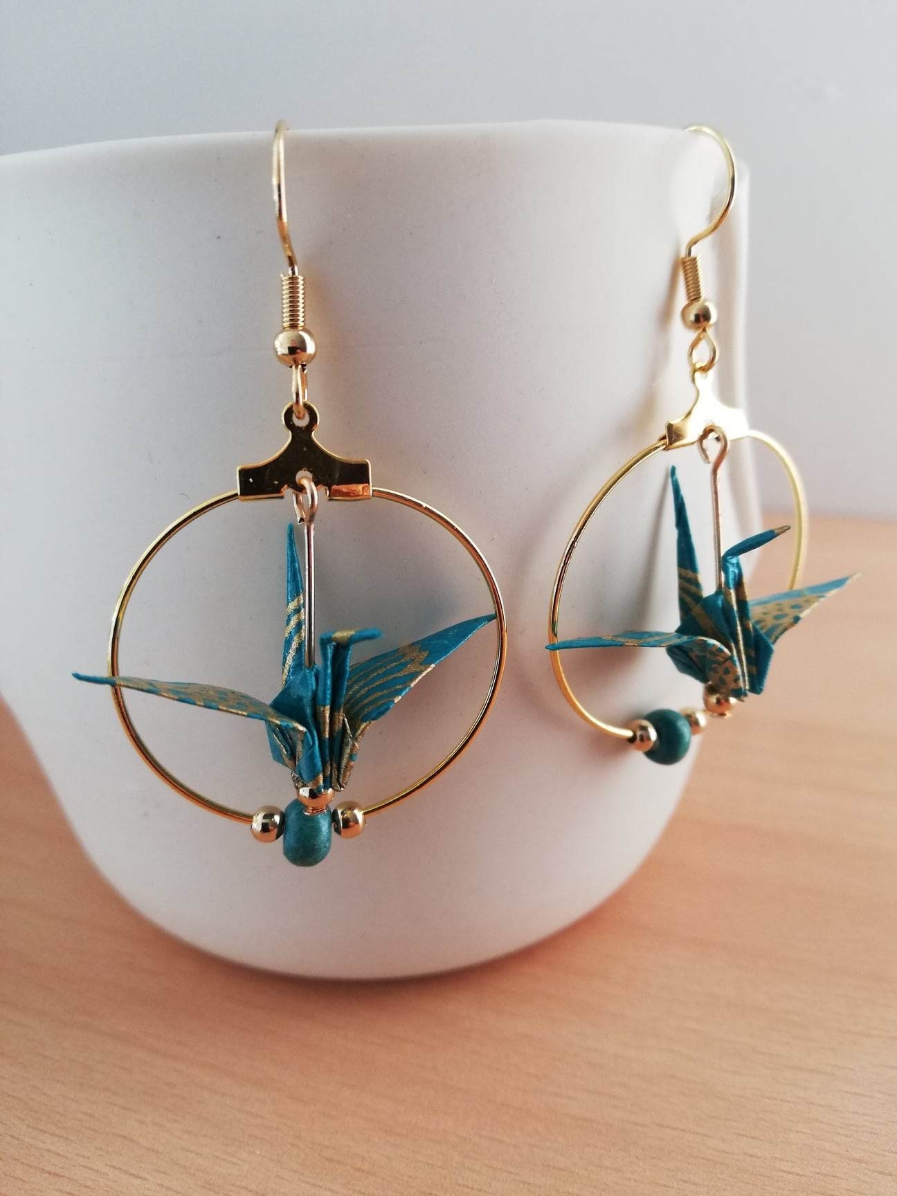 Boucles D'oreilles Pendantes Boules Fleurs En Origami Papier Noir Et Doré - Neuf