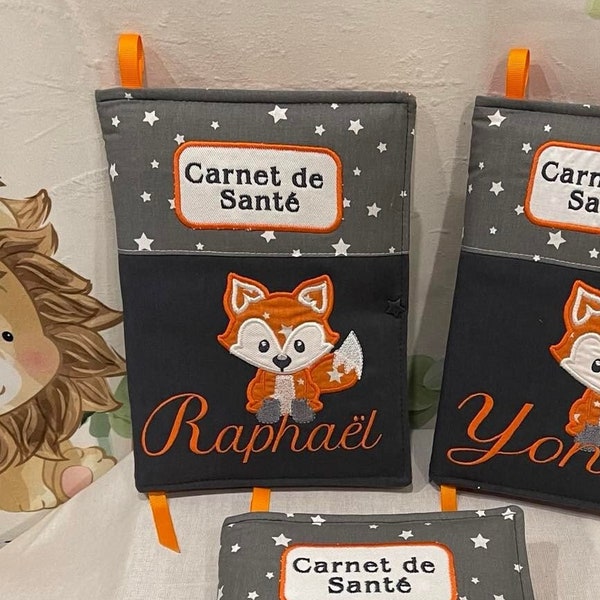 Protège carnet de santé personnalisé, animaux de la forêt, renardeau, petit loup, renard, personnalisation offerte, fait main 100%