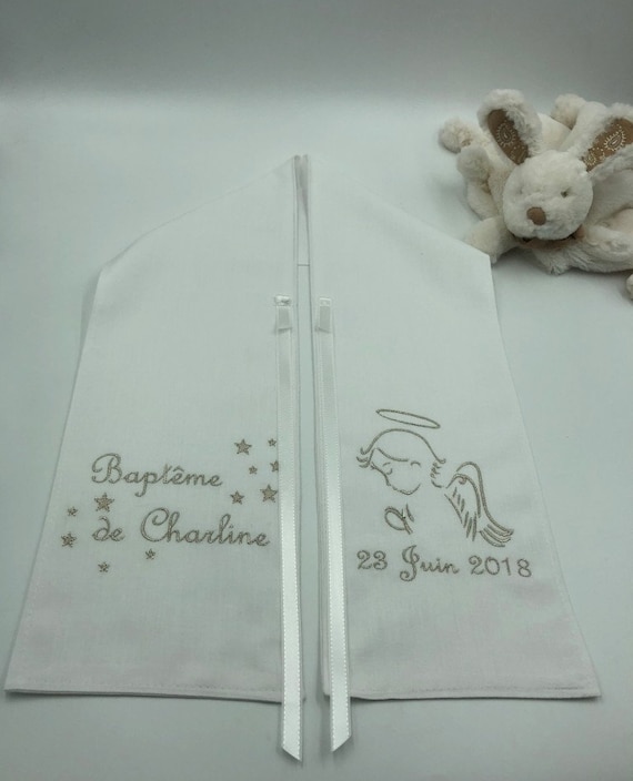Kit de vela y pañuelo personalizado para bautizo – Pack de vela decorada  para Bautizo y Paño bordado con nombre y fecha del Bautismo - Modelo París  (Celeste) : : Bebé