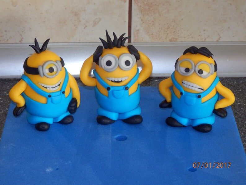 Fondant cake 3d toppers minions 3pcs. set edible image 2