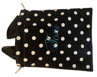 Sac à chaussures de voyage personnalisé à pois bleu marine : rangement du monogramme pour chaussures, cadeau brodé sac à chaussures de voyage pour chaussures de voyage