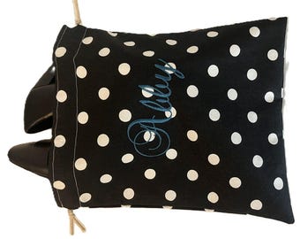Sac à chaussures de voyage personnalisé noir à pois : rangement pour chaussures à monogramme, sac à chaussures de voyage cadeau brodé pour chaussures de voyage