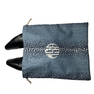 Personalized Travel Shoe Bag: Monogrammed Shoe Storage, Embroidered Gift Travel Shoe Bag for Dressed Shoe Carry Bag for Travel Shoe Bag