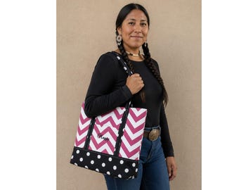 Women canvas large beach tote bag handmade in Candy Pink Zig Zag Print or Your Selection of Fabric Magnetic/Zipper Closure, Multiple Pockets