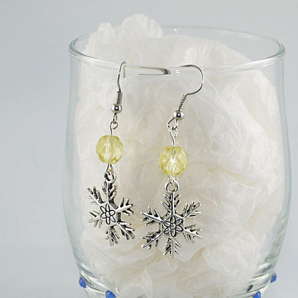 BOUCLES D'OREILLES PERLES de Bohème jaune et flocon métal argenté