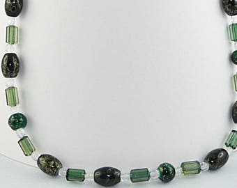 COLLIER PERLES cristal de bohème, et perles vertes