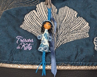 Bijou de sac  Modelage Nenette bleu