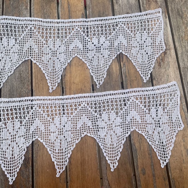 Paire de rideaux brise-vue ou cantonnières fait main au crochet