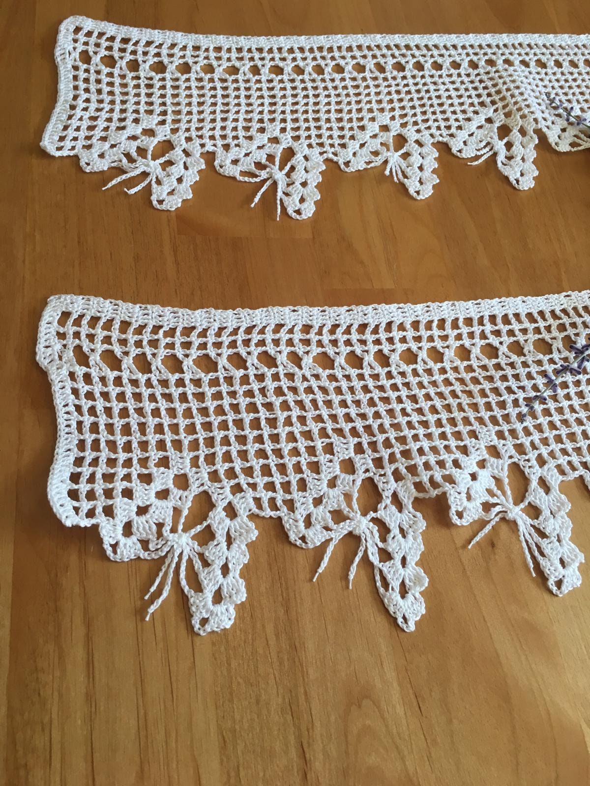 Paire de Rideaux Brise-Vue ou Cantonnières Fait Main Au Crochet