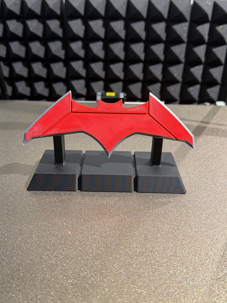Cosplay Prop 3D Printed Batarangs image 12