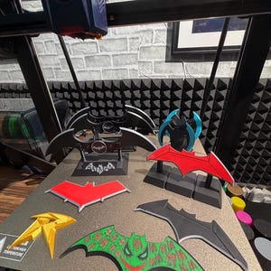 Cosplay Prop 3D Printed Batarangs image 1