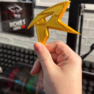Cosplay Prop 3D Printed Batarangs image 7