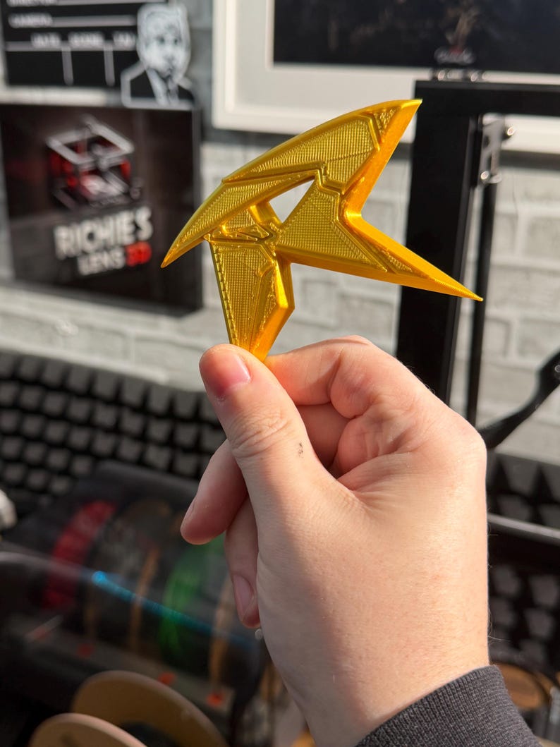 Cosplay Prop 3D Printed Batarangs image 7