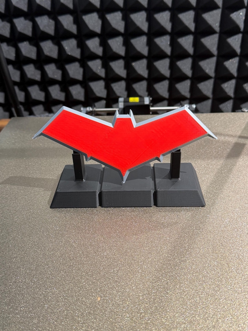 Cosplay Prop 3D Printed Batarangs image 9