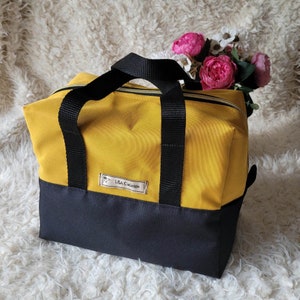 Lunch Bag isotherme - 16 couleurs au choix - toile imperméable - sac déjeuner pour votre repas -  idée cadeau