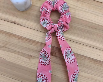 Foulchie 2-in-1 Indian cotton block print scrunchie, handmade removable ribbon scrunchie, boho hair accessory, gift for women