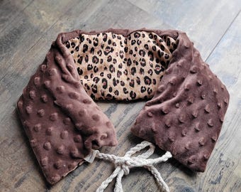 Boho dry hot water bottle with tie - rice base - choice of patterns - Special neck and cervical support, soft fleece and cotton, L&A Création