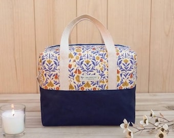 Printed and waterproof cotton insulated lunch bag, handmade lunch bag in 3 sizes, picnic bag, choice of patterns, made to order