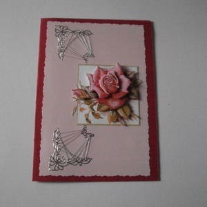 20 -Carte de voeux brodée avec une rose rouge en 3d