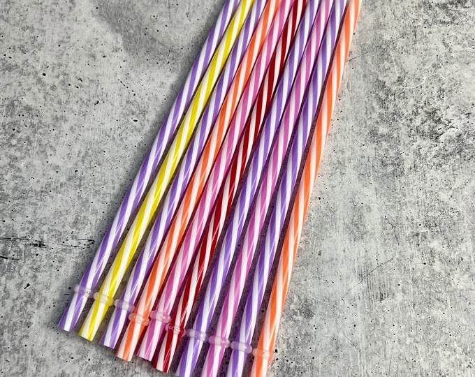 JUNE CLEARANCE - 10 Plastic Drinking Straws - Assorted Colors - Party - Entertaining - U6