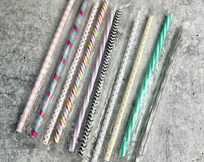 10 Plastic Drinking Straws - Assorted Colors - Party - Entertaining - L3