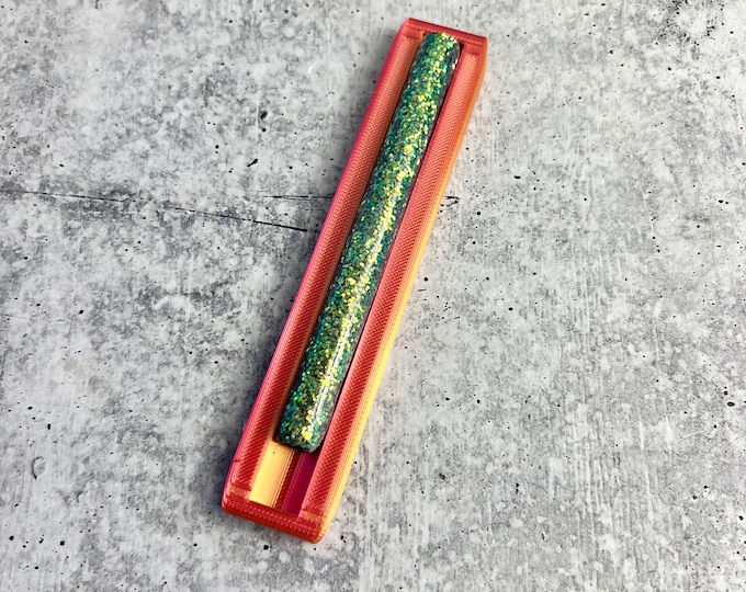 Epoxy Pen Cradle - Glitter Pen Cradle