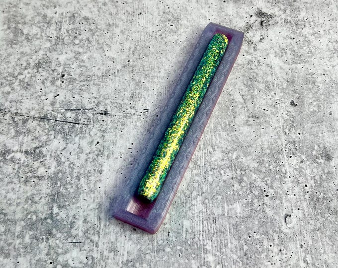 Epoxy Pen Cradle - Glitter Pen Cradle