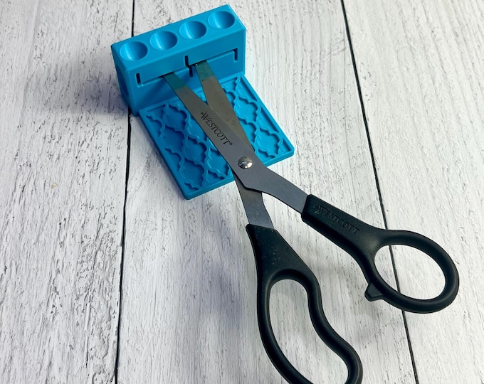 UV Adapter for Scissors - Glitter Scissor Adapter - Trauma Scissors - Blue