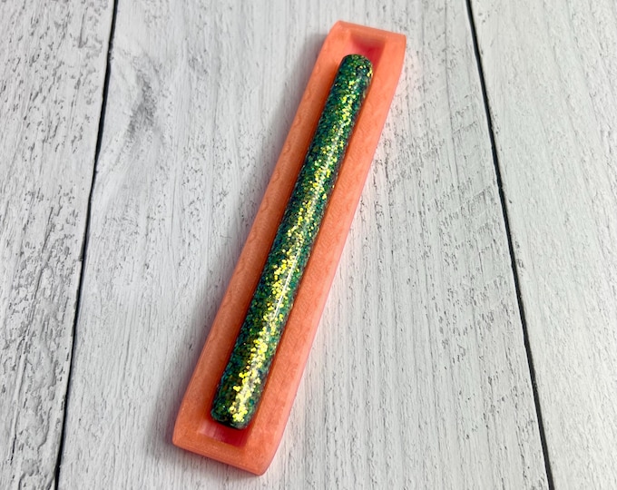 Epoxy Pen Cradle - Glitter Pen Cradle
