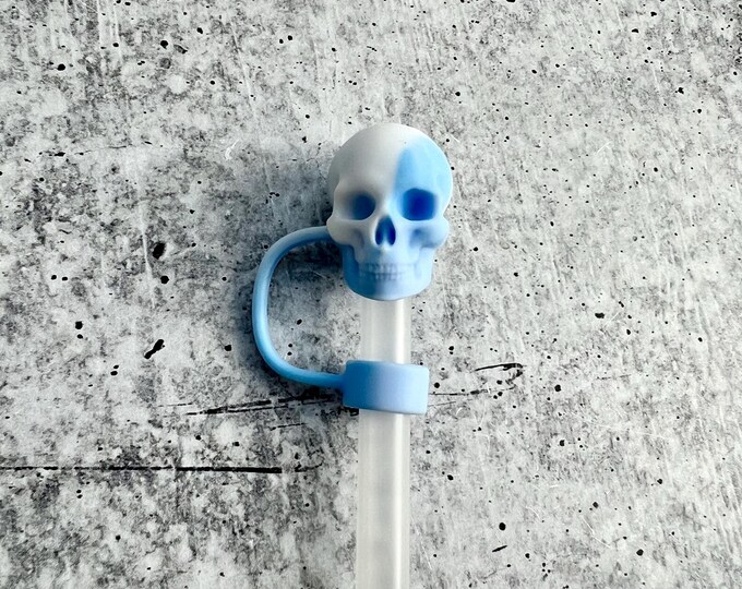 Skull Straw Topper - 10MM Straws - Cute Straw Topper - Halloween - Spooky - white / blue