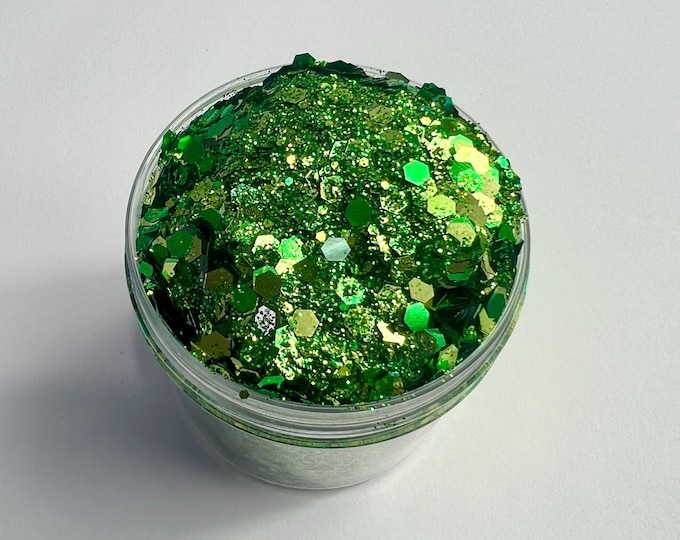 CLEARANCE - Emerald Glitter Mix - Available in 2 oz