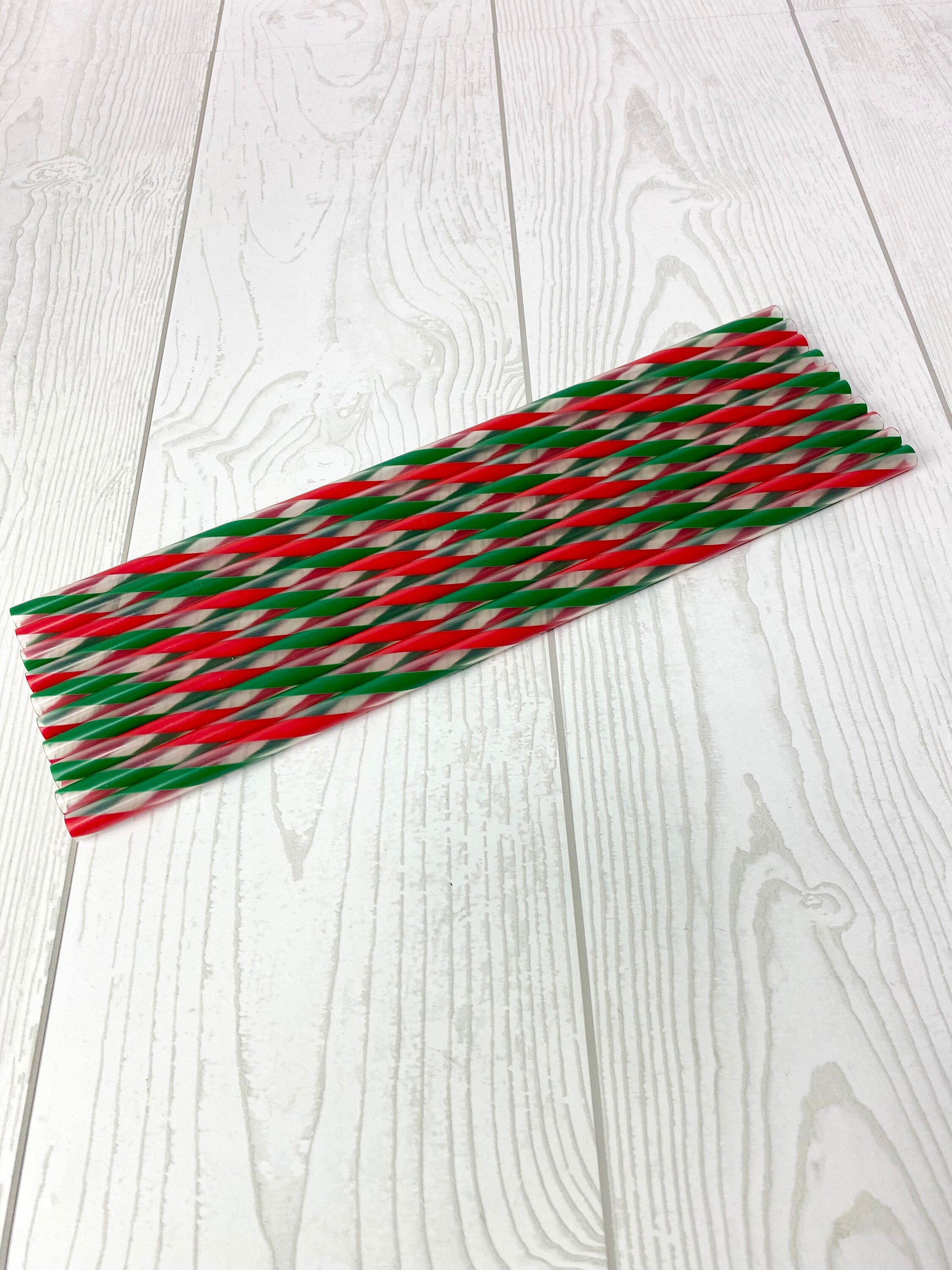 10 Red / Green Plastic Reusable Drinking Straws - 10 - Party -  Entertaining - Christmas - Holiday