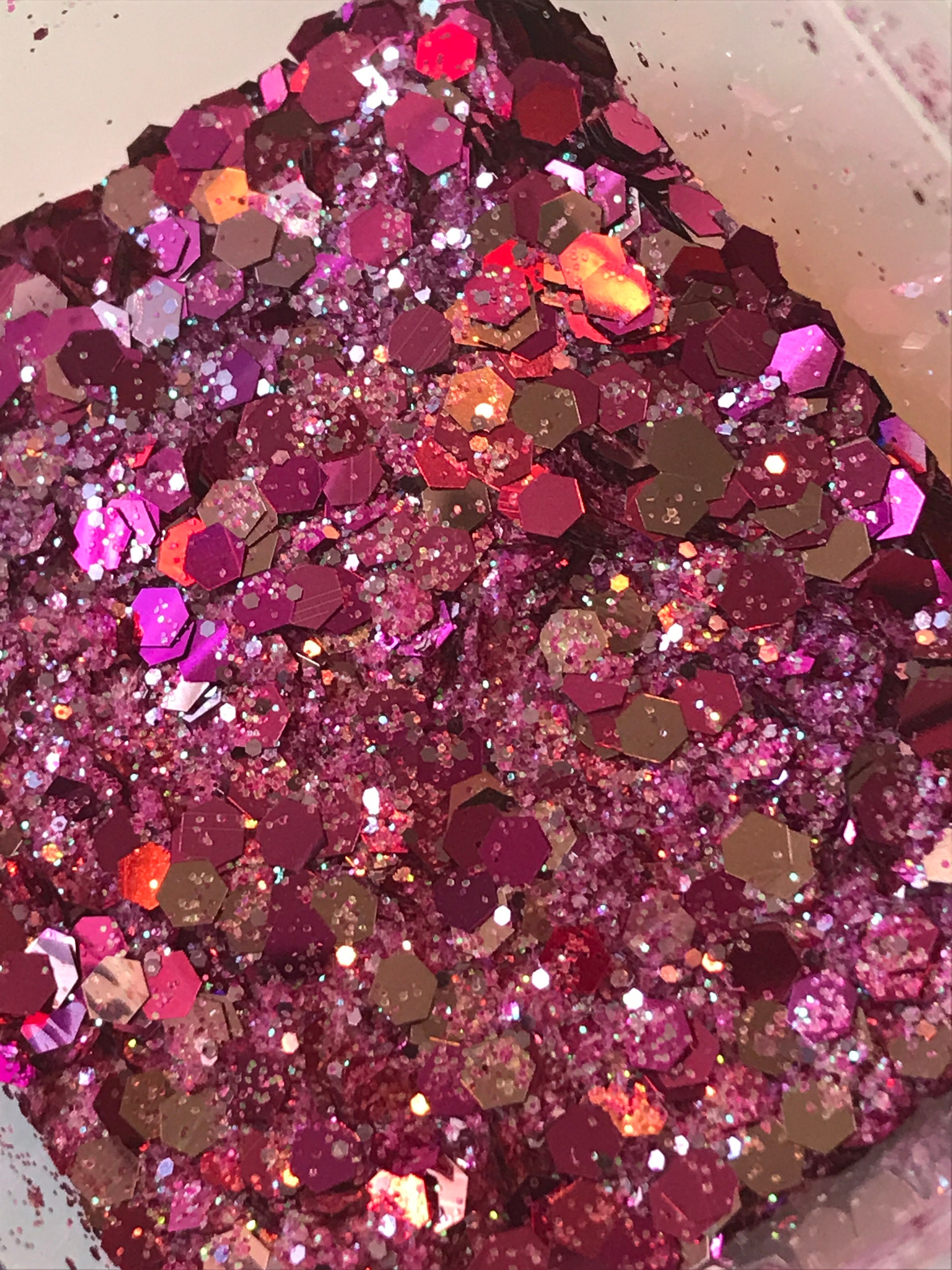 Rebellious Raspberry Glitter Mix - 1 oz