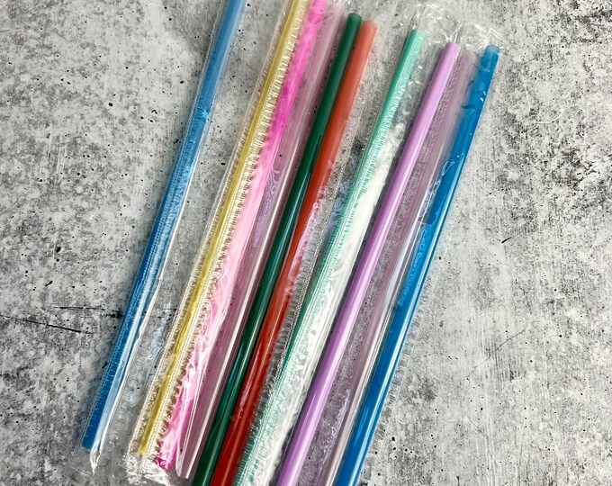 10 Plastic Drinking Straws - Assorted Colors - Party - Entertaining - S9