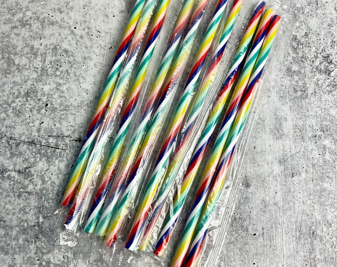 10 Plastic Drinking Straws - Assorted Colors - Party - Entertaining - T22