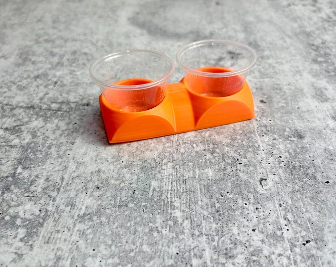 READ DESCRIPTION - Mixing Cup Holder - 1 oz (30ml) - 2 Count- Scratch and Dent Sale